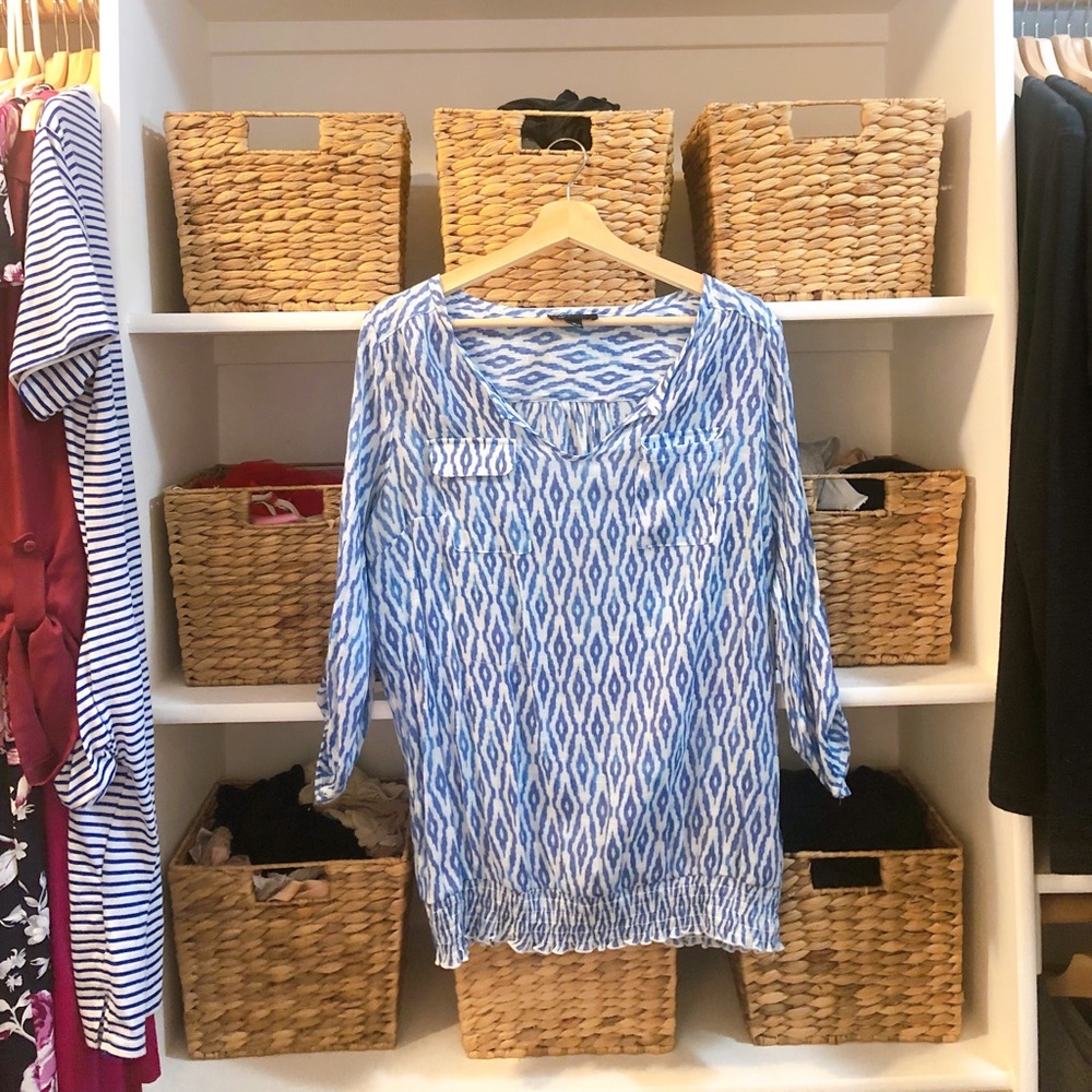 Blue and white top!